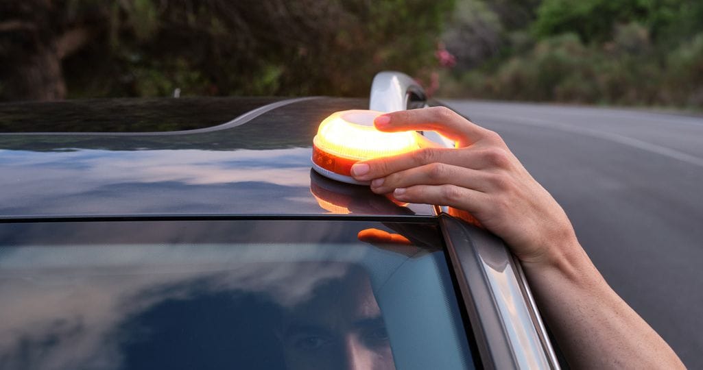 Die Vorteile und Anwendung der Warnleuchte V16 für sicheres Fahren